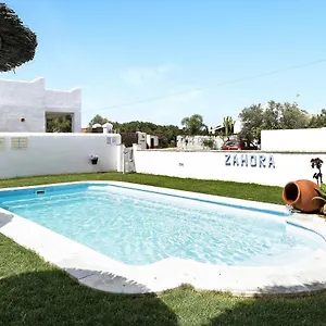  Сasa de vacaciones Casa Trafalmar Con Piscina Exterior